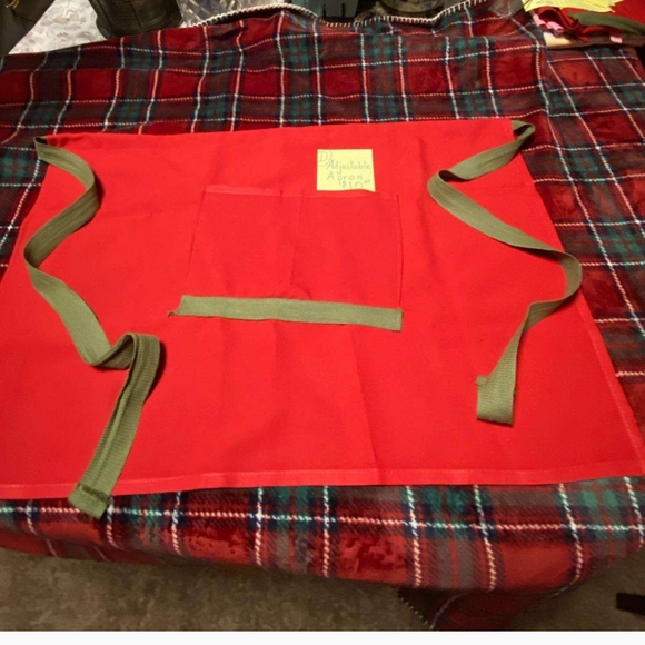 Children's Aprons - Picture 2 of 11